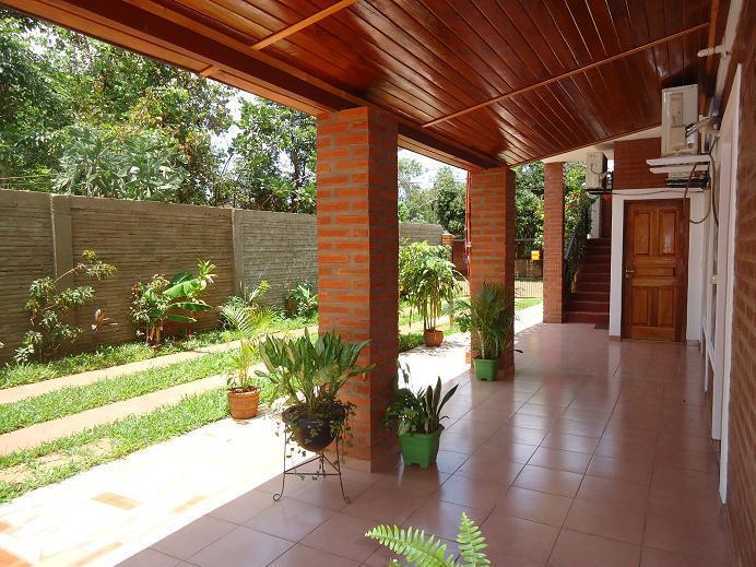 Apart Hotel Las Guayabas ปูแอร์โตอีกวาซู ภายนอก รูปภาพ
