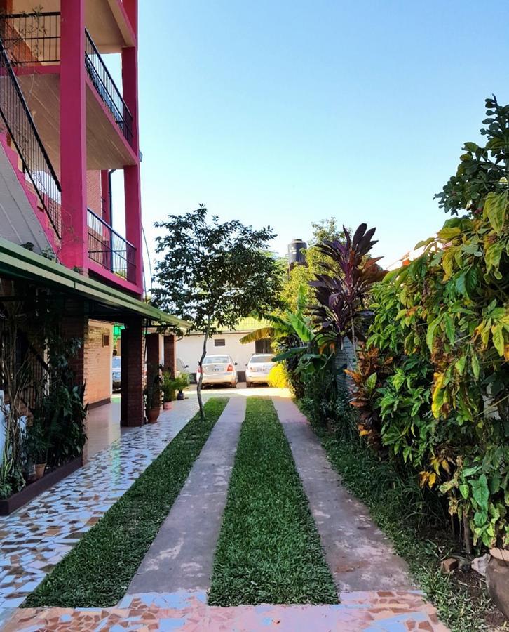 Apart Hotel Las Guayabas ปูแอร์โตอีกวาซู ภายนอก รูปภาพ